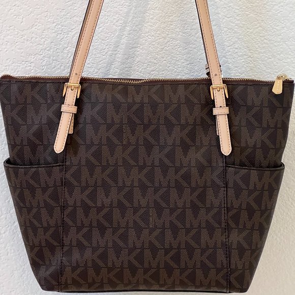 Michael Kors MK Signature and authentic Shoulder Tote Bag - Picture 6 of 16